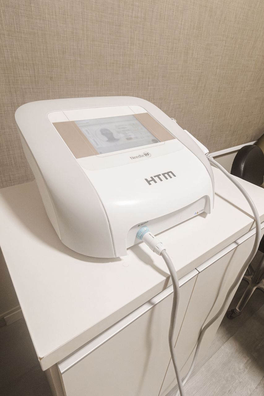 Equipamento de estética avançada usado nos protocolos da Corpo & Forma